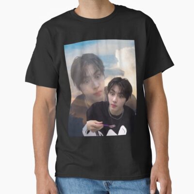 Alternative view of Sunghoon Meme T-shirt