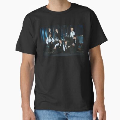 Alternative view of Museum 2024 En Kpop T-shirt