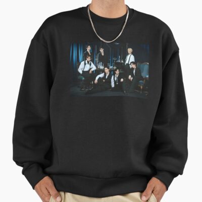 Alternative view of Museum 2024 En Kpop Sweatshirt