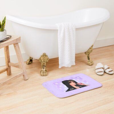 Alternative view of Niki En O Clock Photoshoot Bath Mat