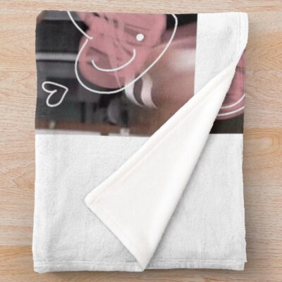 Alternative view of Top Sunoo Throw Blanket
