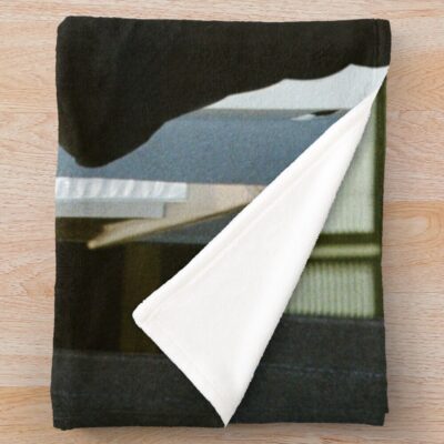 Alternative view of Lee Heeseung Enhypen No Doubt Throw Blanket