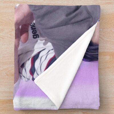 Alternative view of Heeseung And Jake Heejake Enhypen Xo Throw Blanket
