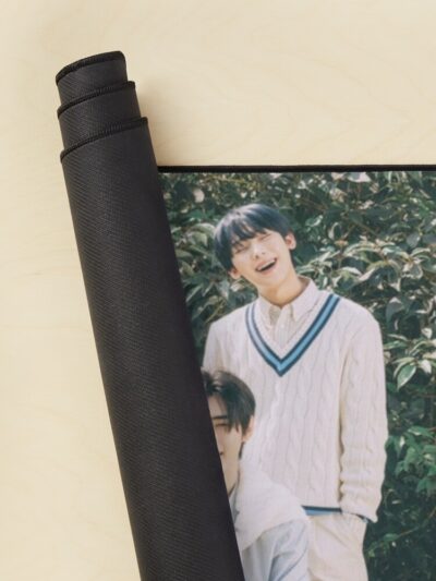 Alternative view of Top En Kpop Mouse Pad