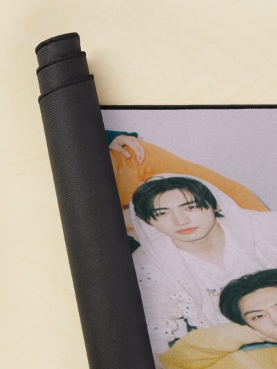 Alternative view of New En Kpop Mouse Pad