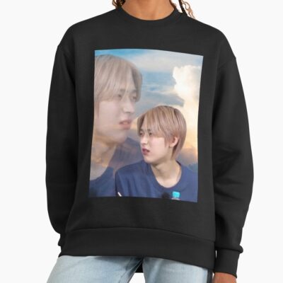 Alternative view of Sunoo Meme Sweatshirt
